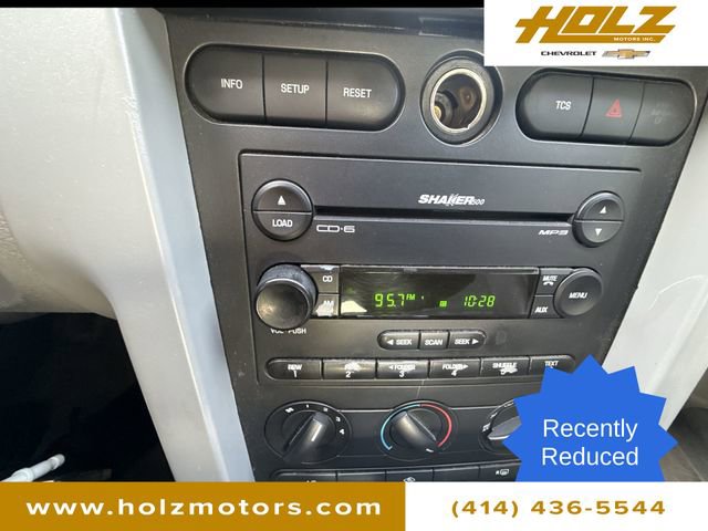 Used 2006 Ford Mustang GT image 13