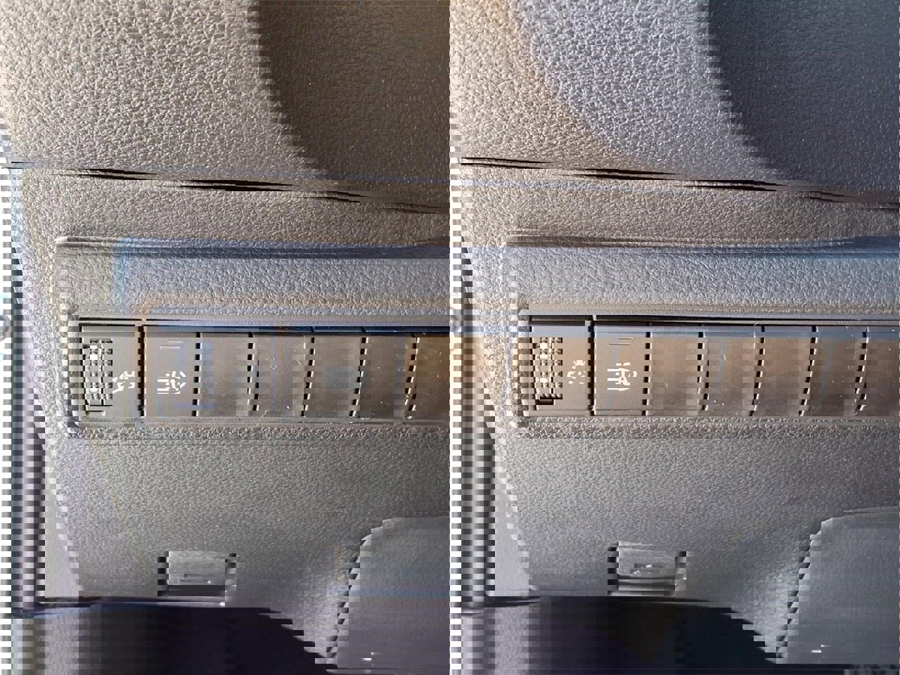 New 2026 Toyota Corolla XSE image 13