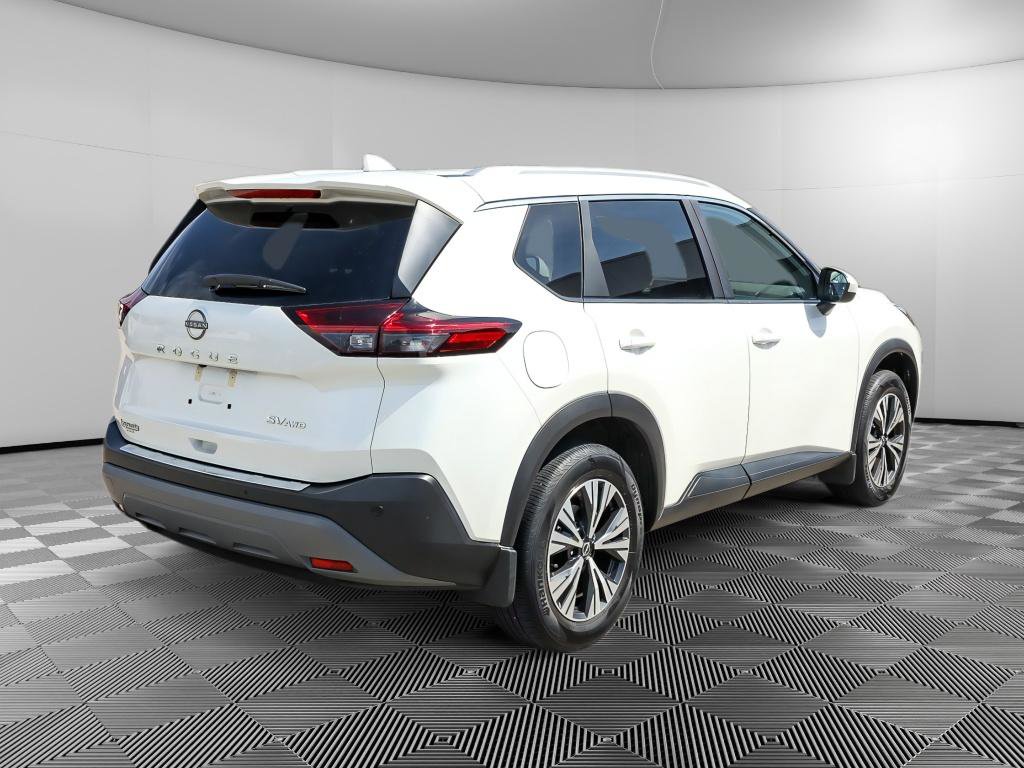 Used 2023 Nissan Rogue SV w/ SV Premium B Package image 7