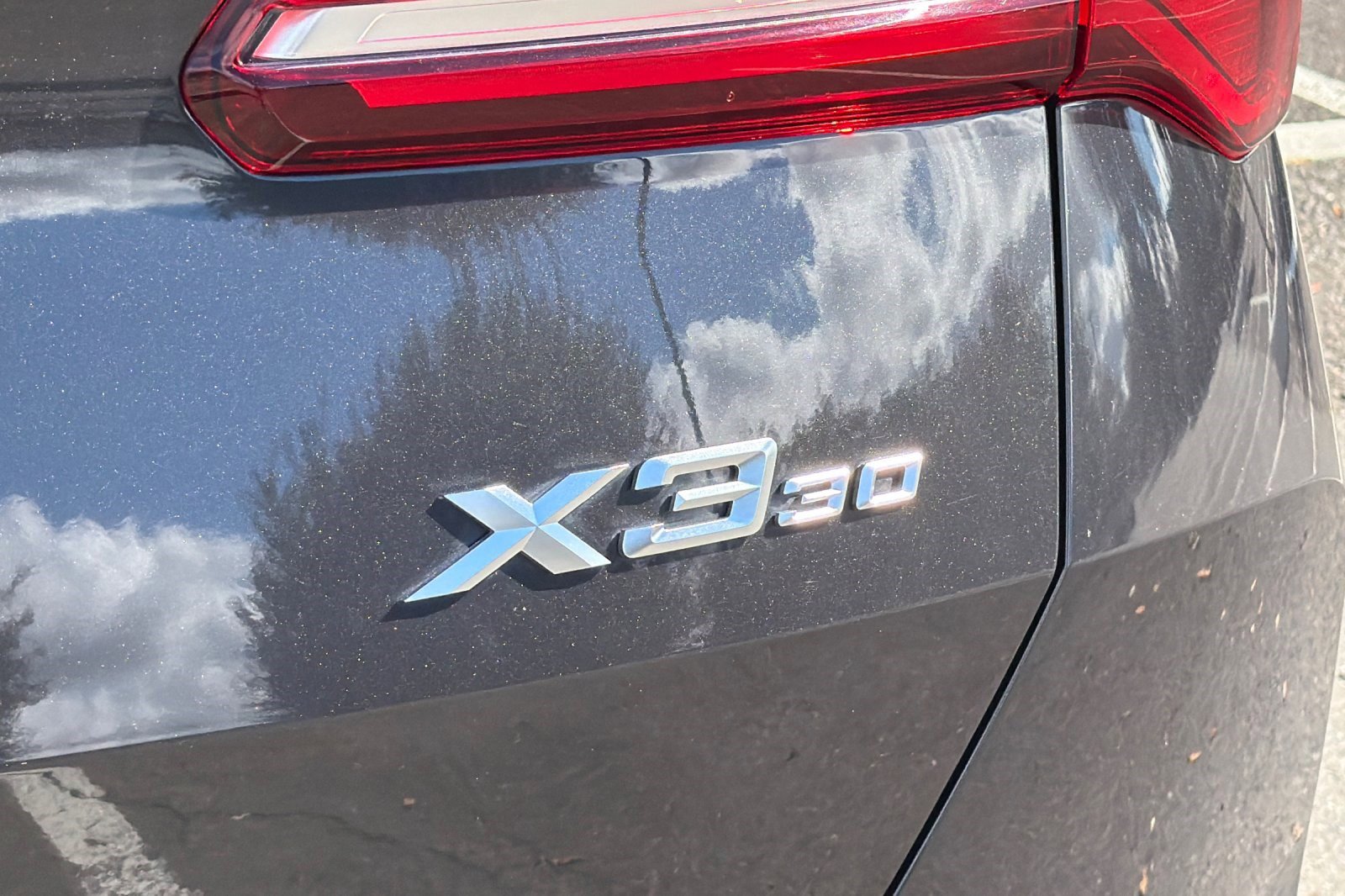 Used 2025 BMW X3 xDrive30i w/ Premium Package image 39