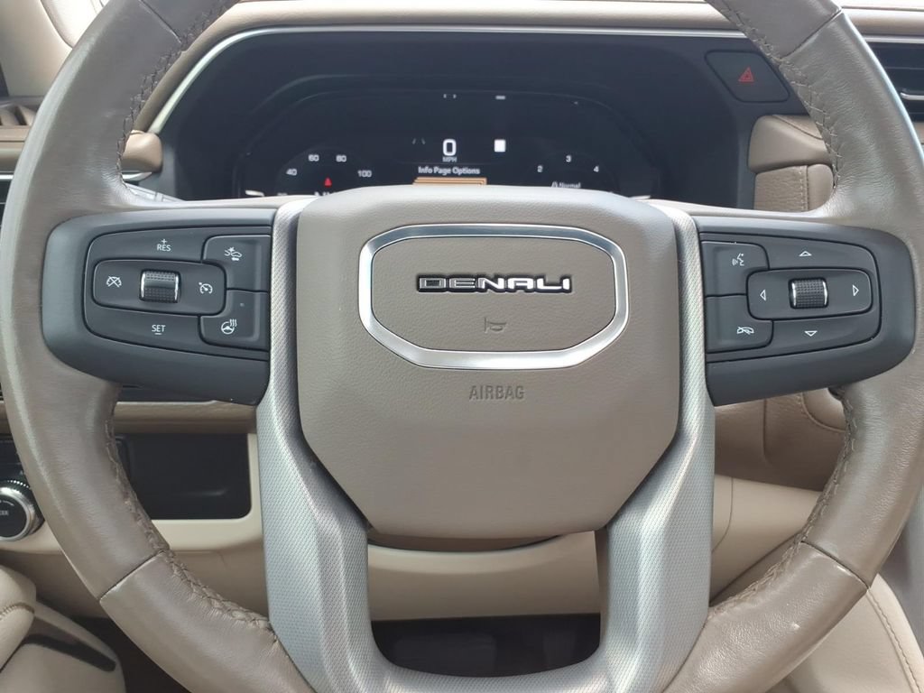 Used 2022 GMC Yukon Denali AWD/4WD image 26