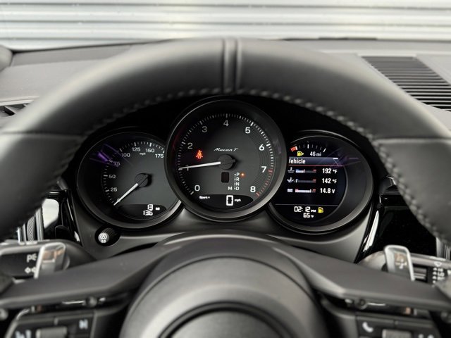New 2026 Porsche Macan Turbo image 21