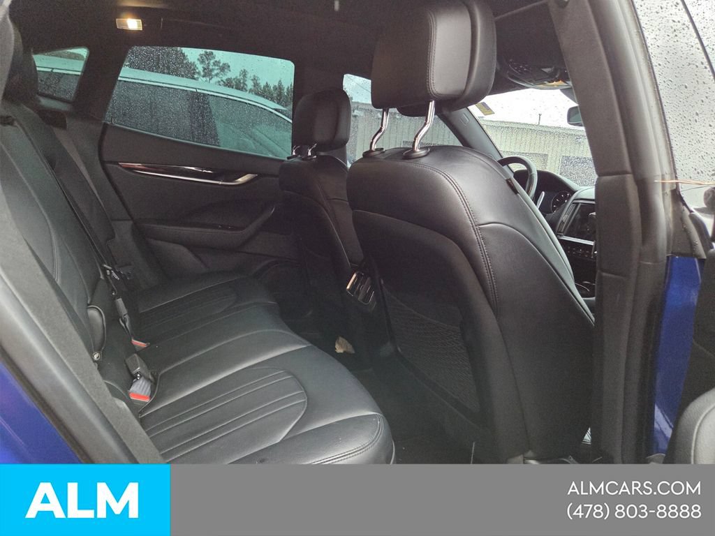 Used 2023 Maserati Levante Modena AWD/4WD image 17
