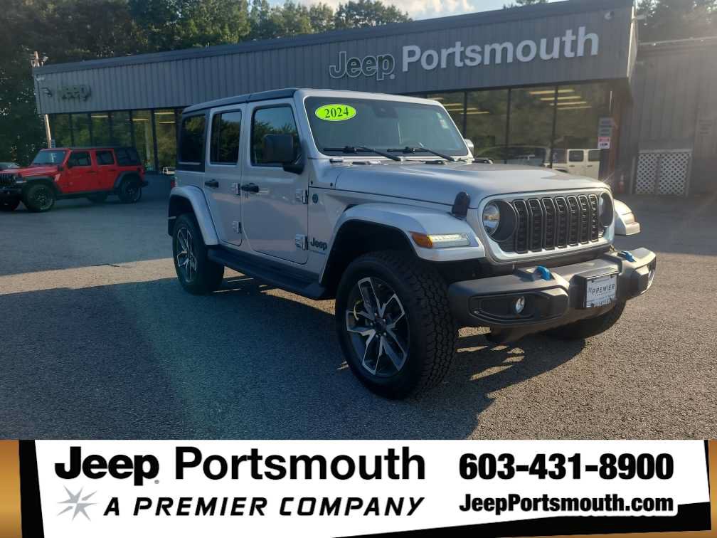 Used 2024 Jeep Wrangler Unlimited w/ Convenience Group AWD/4WD image 1