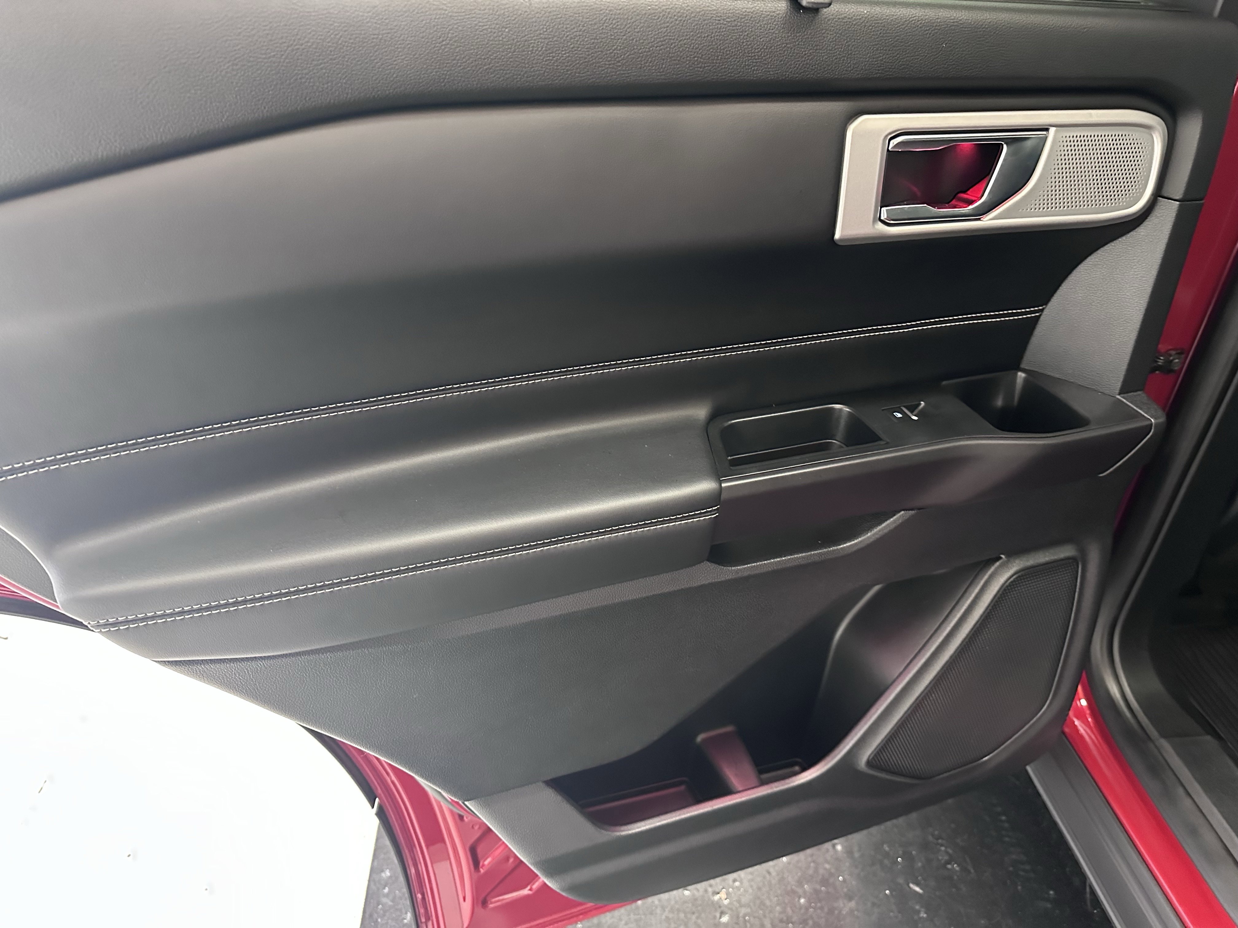 Used 2020 Ford Explorer ST w/ ST Street Pack image 25