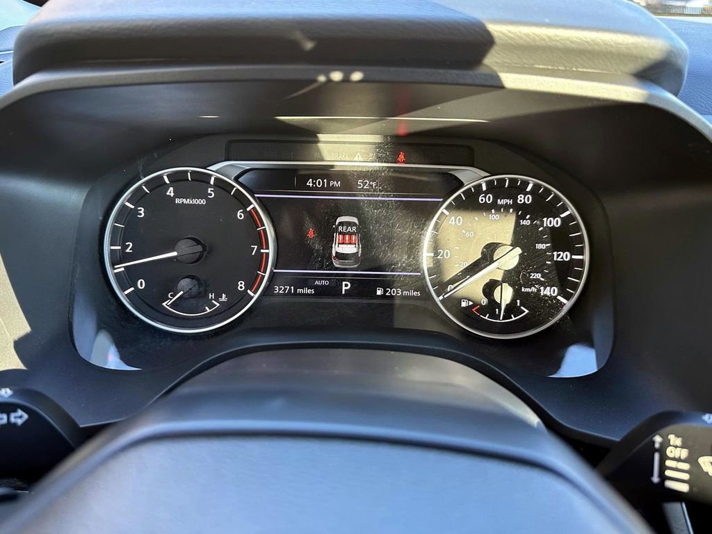 Certified 2025 Nissan Rogue SV image 26