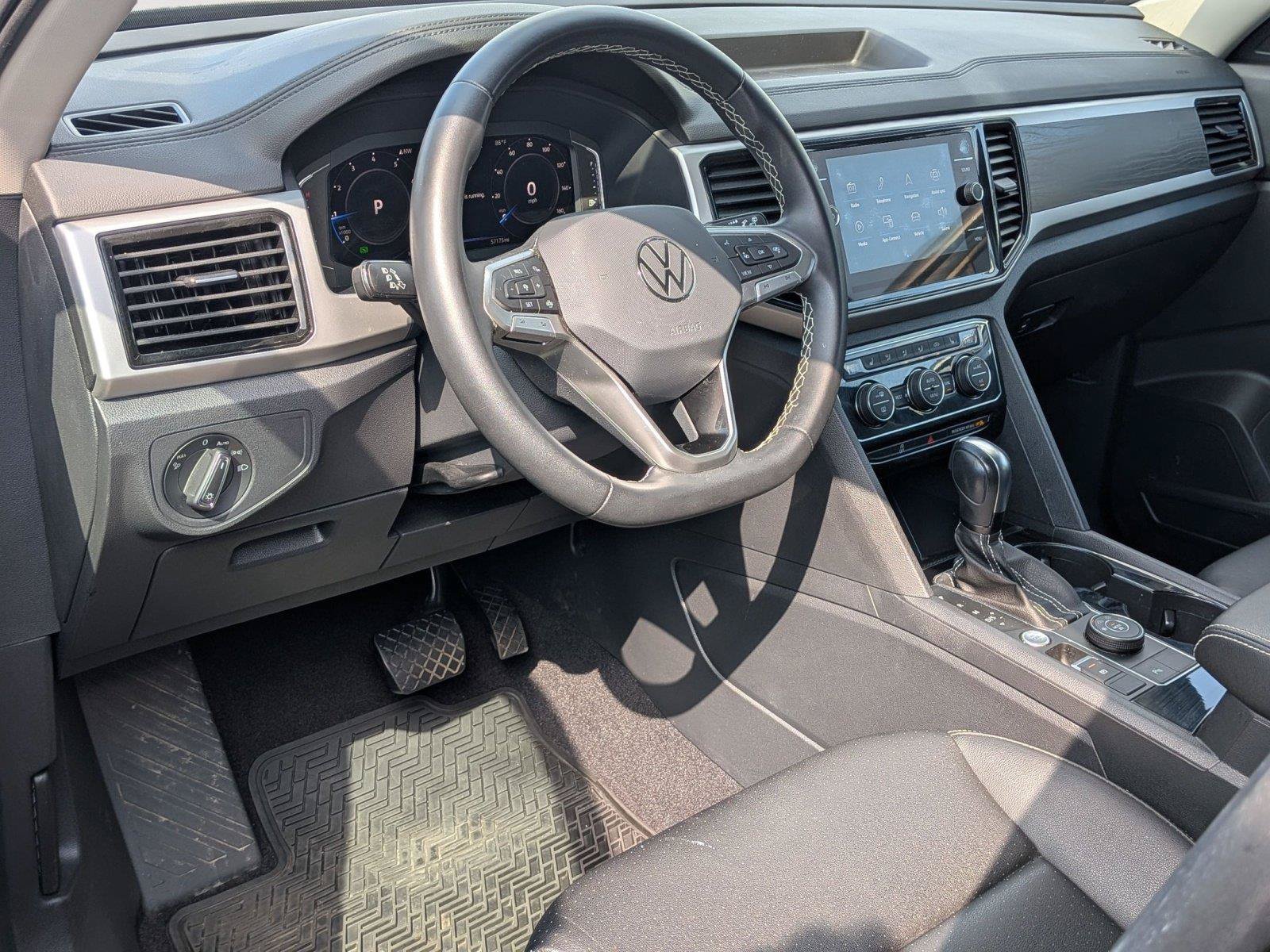 Used 2023 Volkswagen Atlas SE AWD/4WD image 38