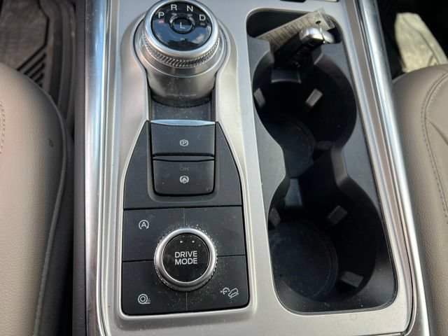 Used 2023 Ford Explorer Limited w/ Equipment Group 301A AWD/4WD image 34