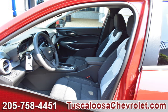 New 2026 Chevrolet Trax LS w/ LS Convenience Package FWD image 14