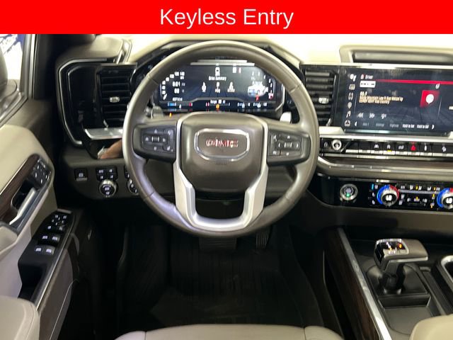 Used 2023 GMC Sierra 1500 SLT image 15