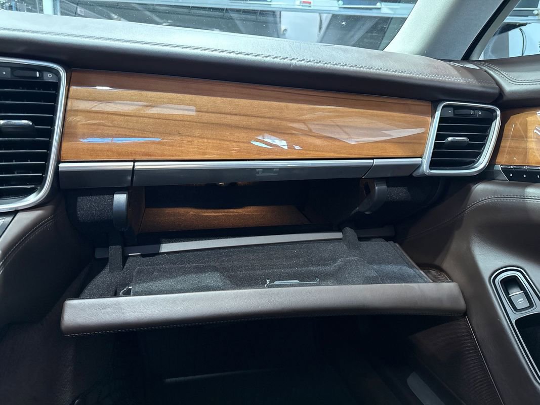 Used 2013 Porsche Panamera 4S image 82