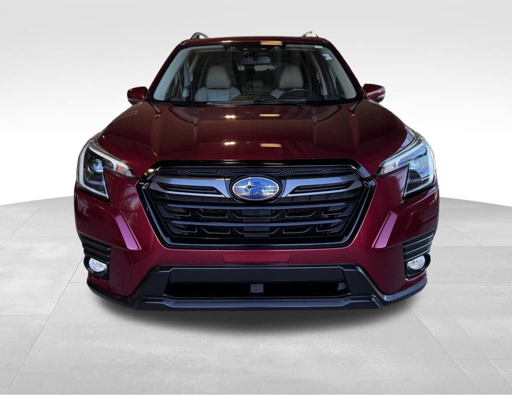 Used 2023 Subaru Forester Limited image 2