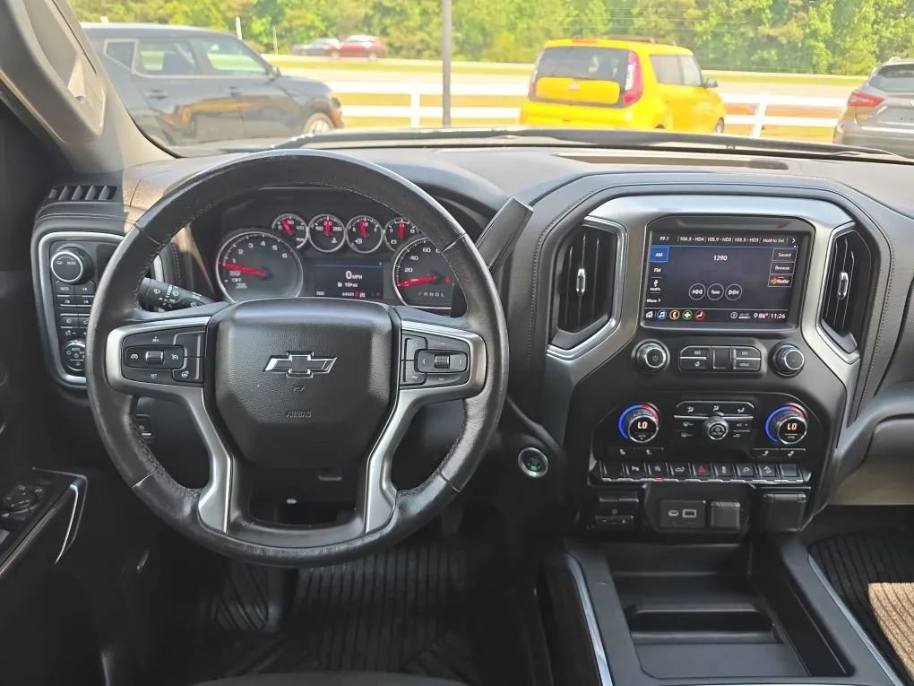 Used 2020 Chevrolet Silverado 1500 LT Trail Boss AWD/4WD image 20