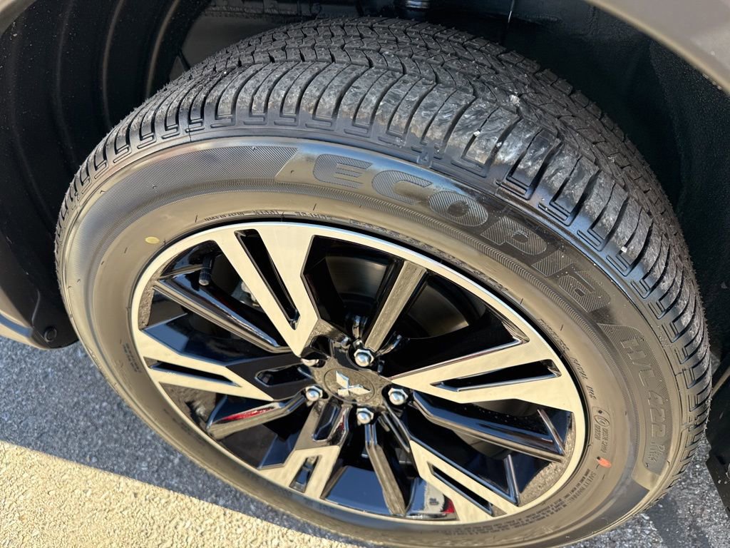 New 2026 Mitsubishi Eclipse Cross SE image 10