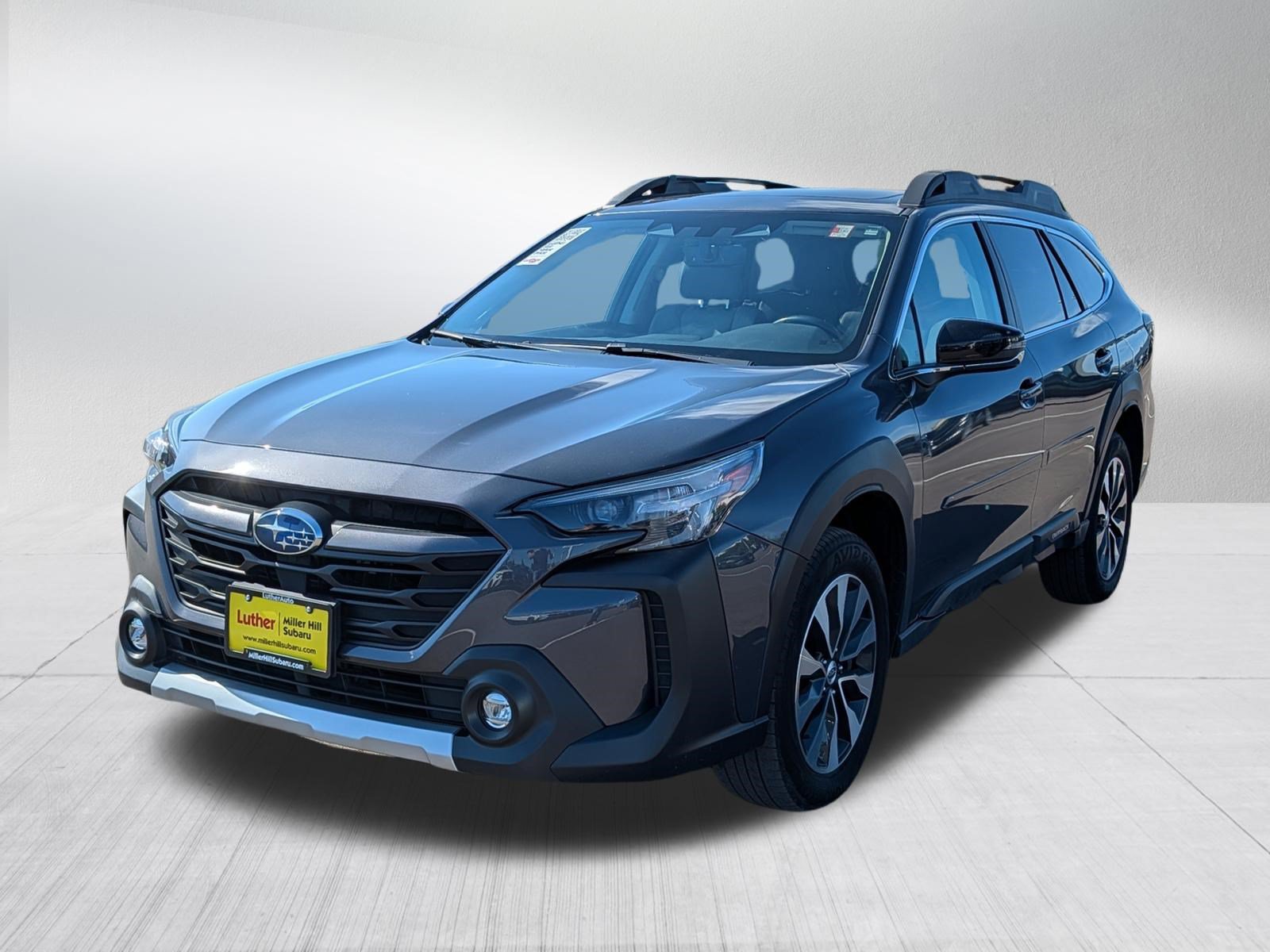 Used 2024 Subaru Outback Limited XT AWD/4WD image 3