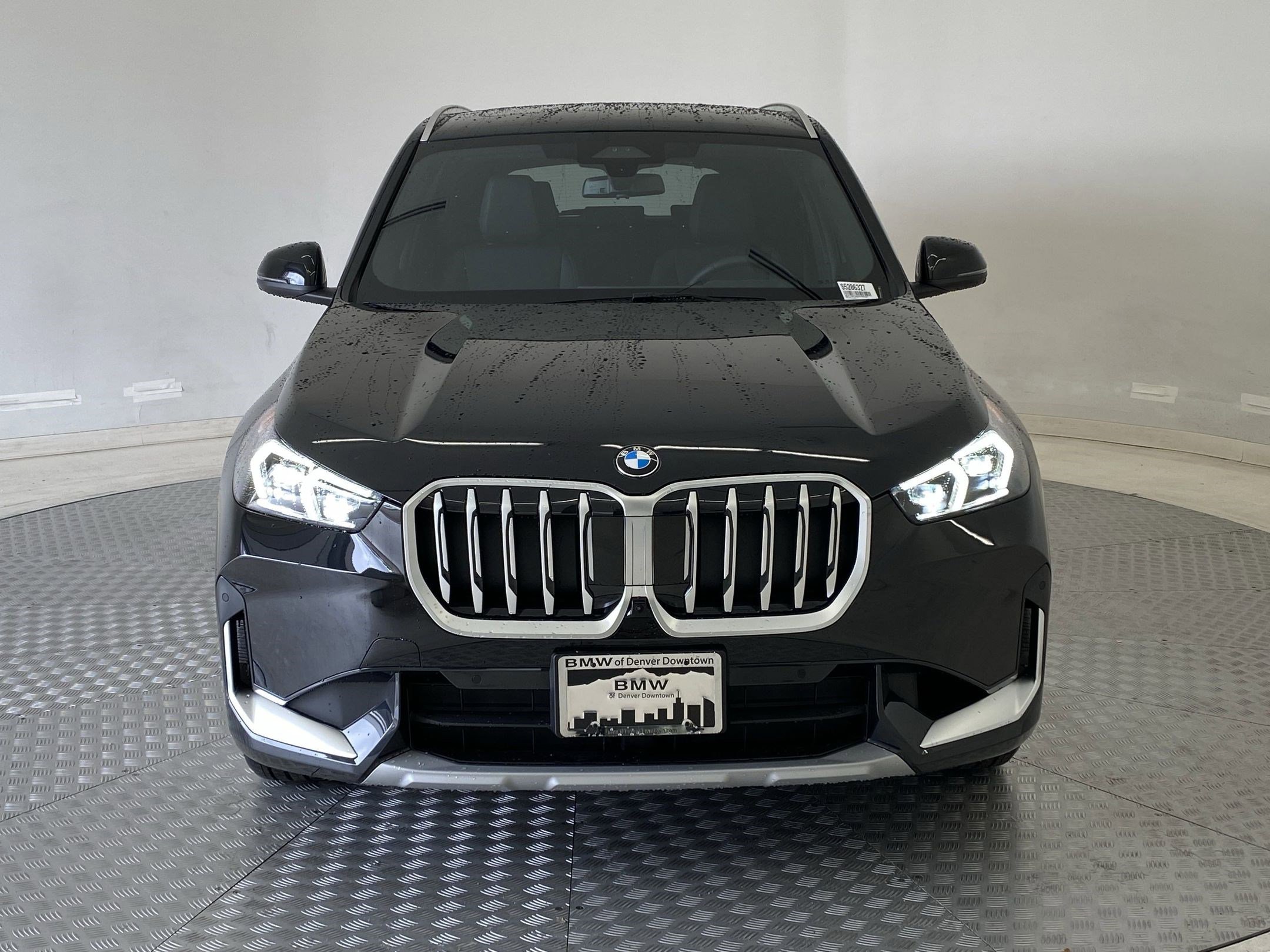 Used 2025 BMW X1 xDrive28i w/ Technology Package image 5