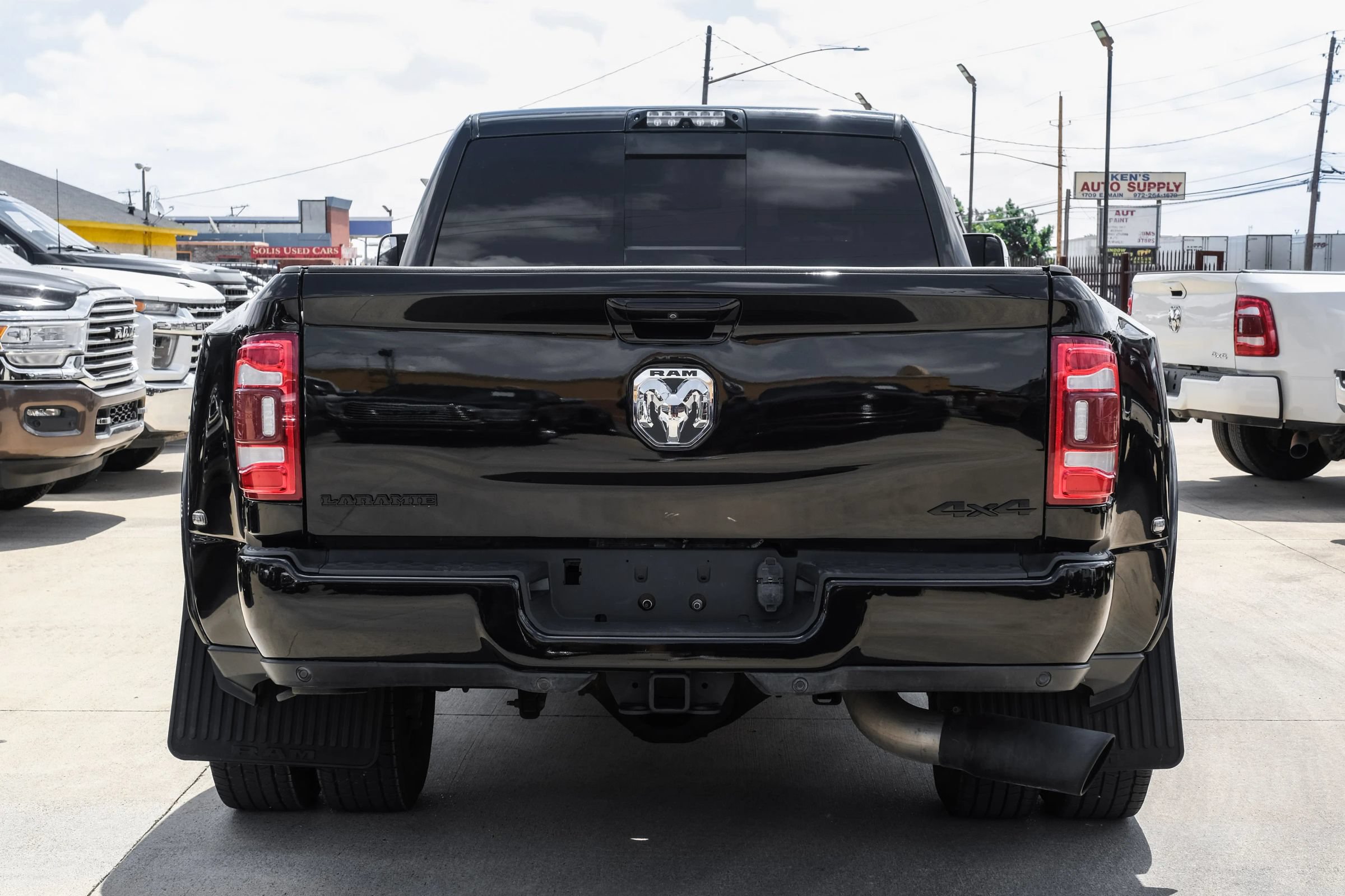Used 2019 RAM 3500 Laramie AWD/4WD image 14