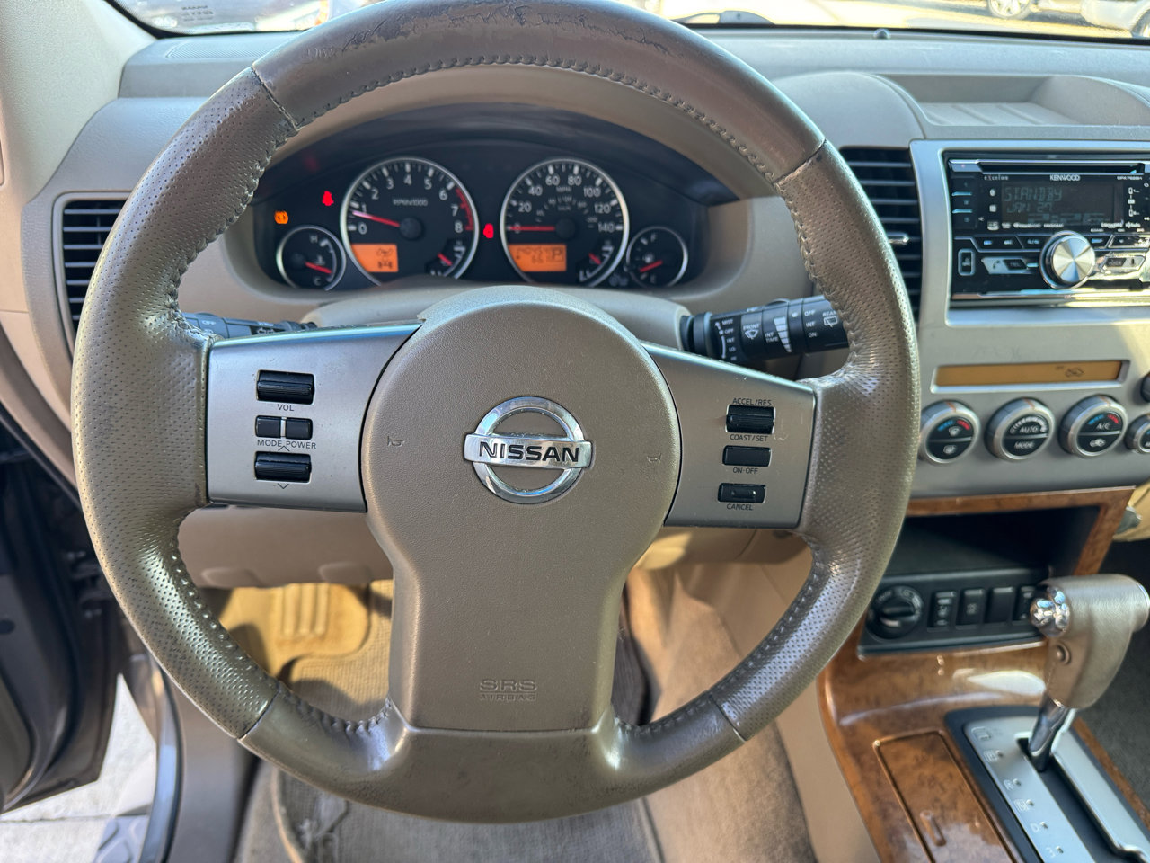 Used 2006 Nissan Pathfinder LE image 14