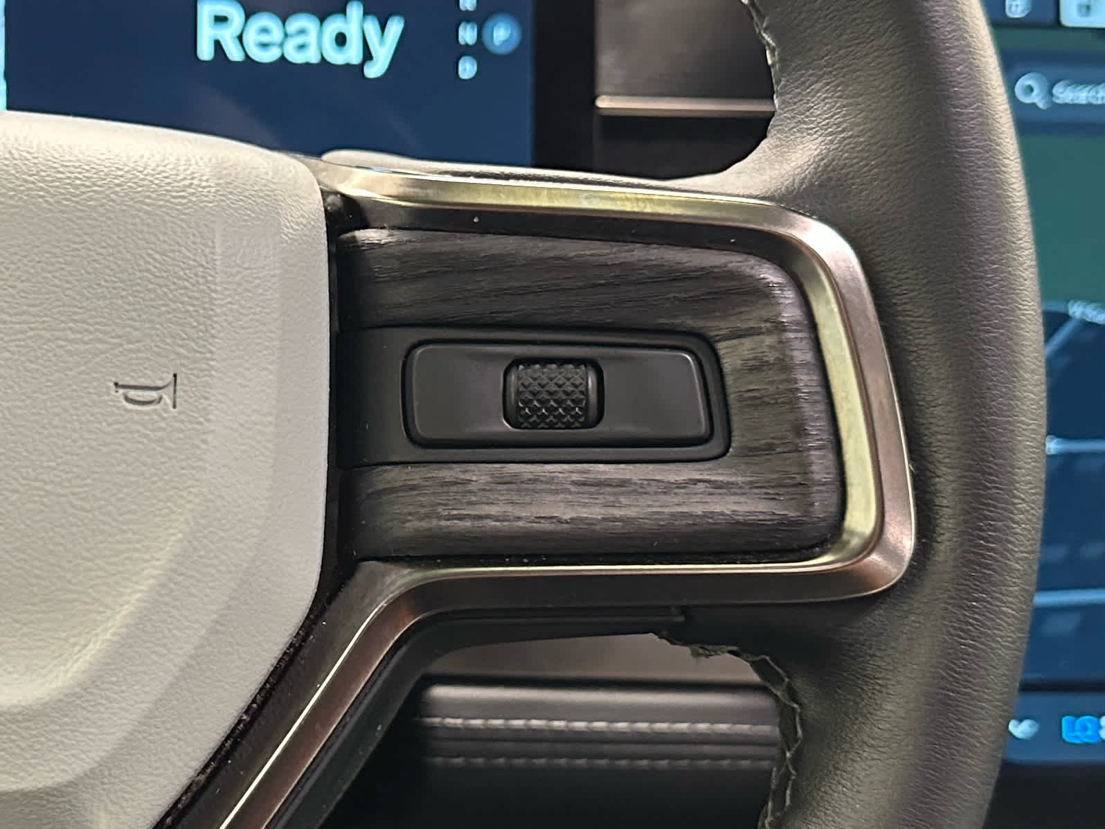 Used 2023 Rivian R1S Adventure Dual AWD/4WD image 28