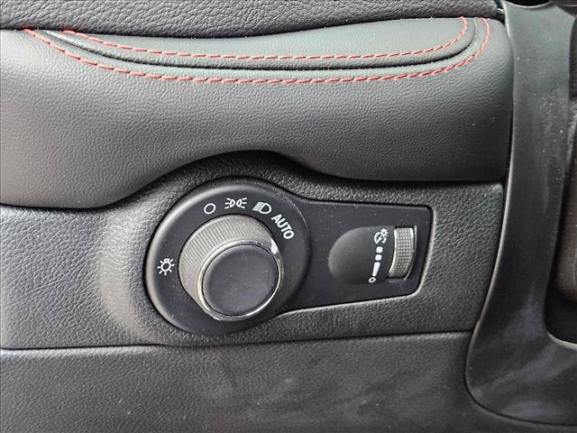 Used 2024 Dodge Durango GT RWD image 23
