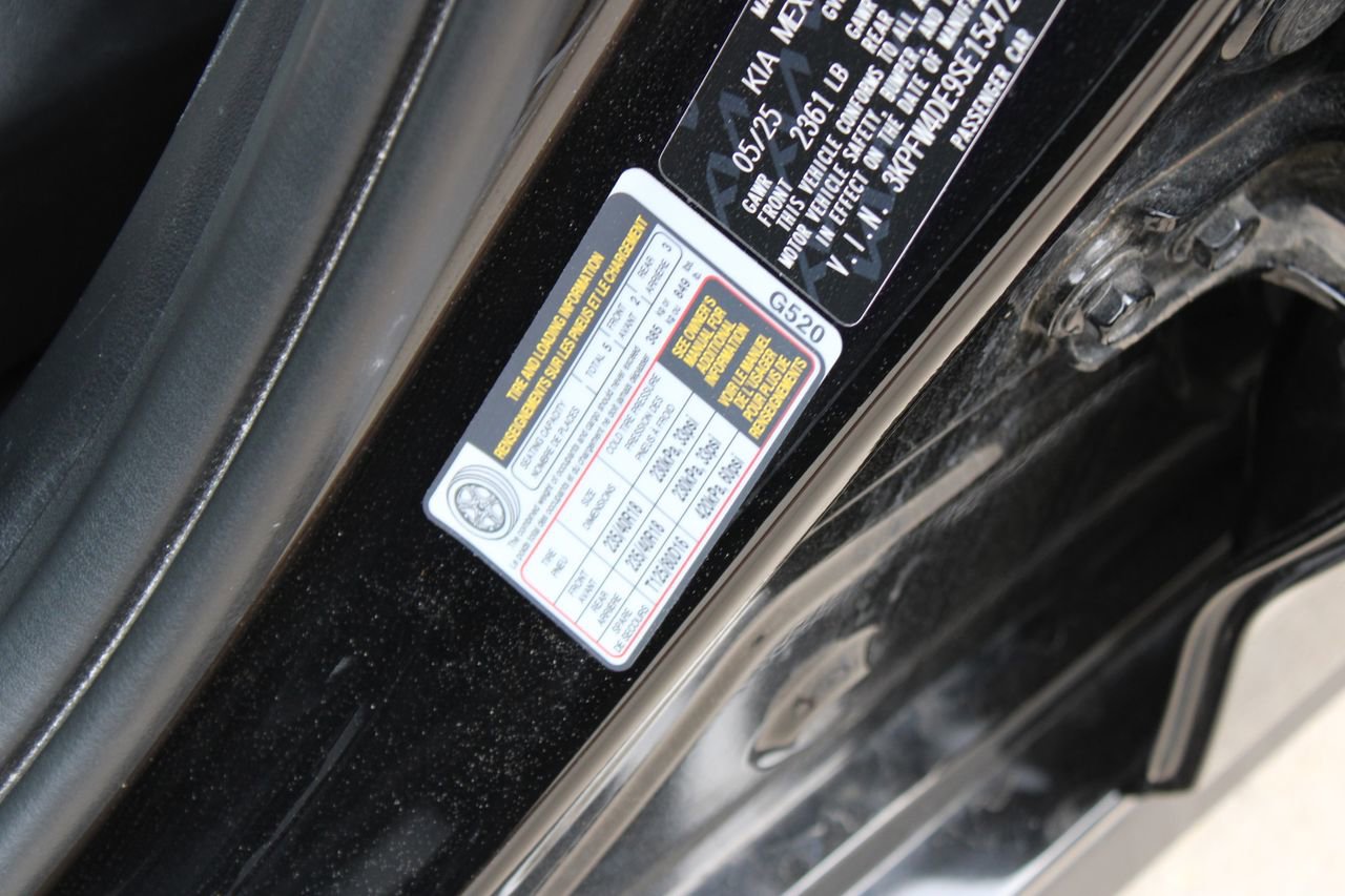 Used 2025 Kia K4 GT-Line w/ GT-Line Premium Package image 31