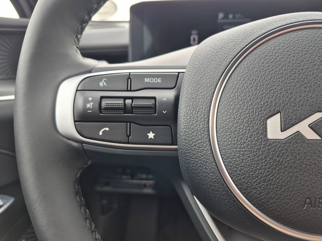 New 2026 Kia K5 GT-Line image 18