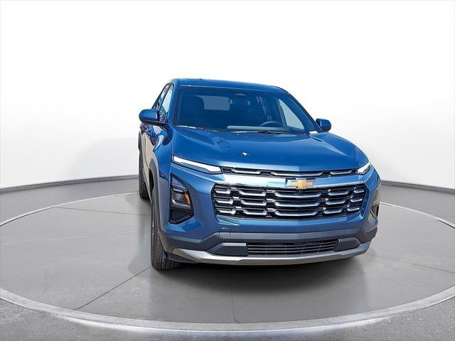 New 2026 Chevrolet Equinox LT w/ Convenience Package II FWD image 2