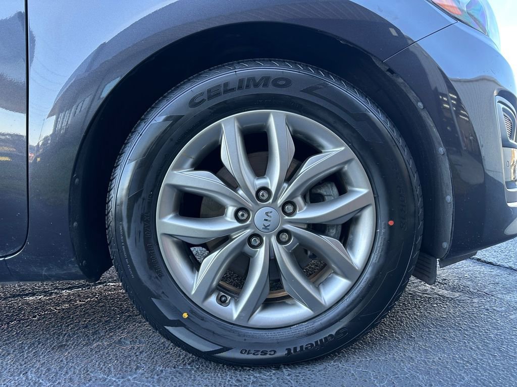 Used 2019 Kia Sedona EX image 47