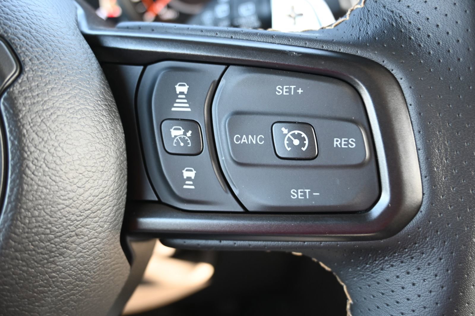 New 2025 Jeep Wrangler Unlimited Rubicon 392 image 12