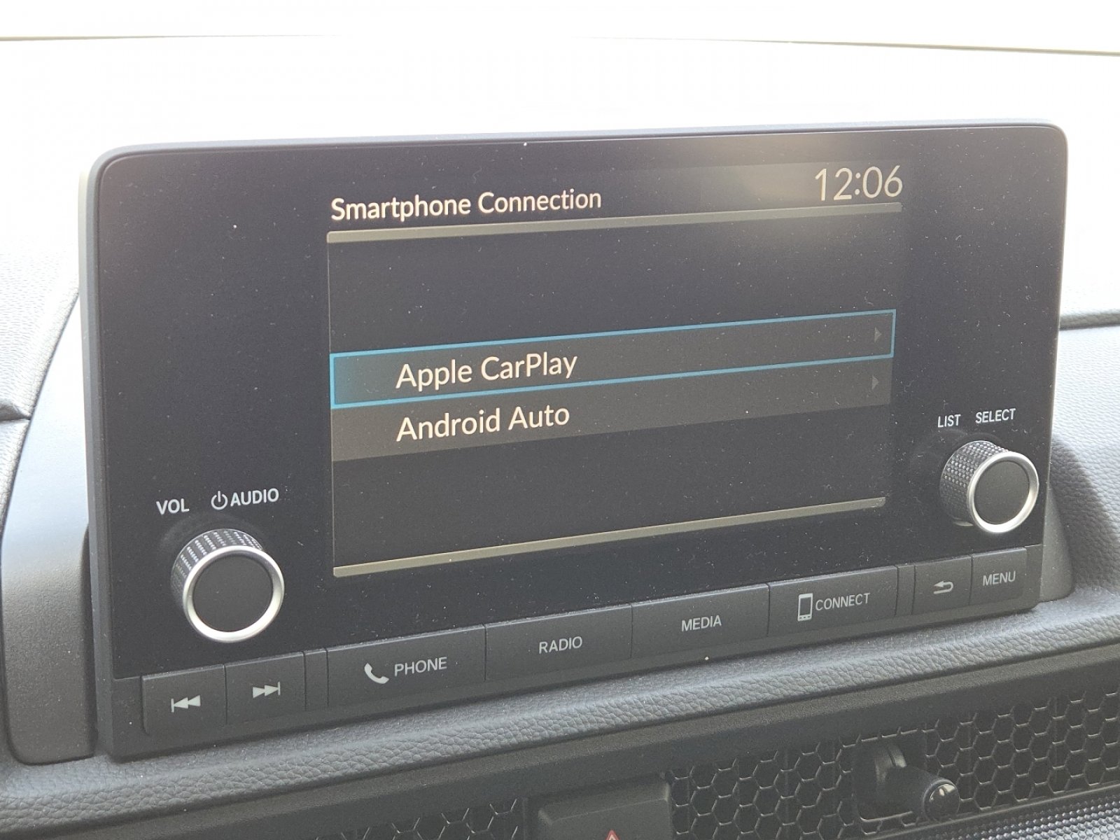 Used 2025 Honda CR-V EX image 4