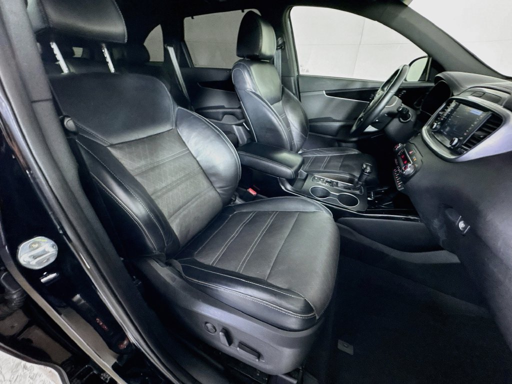 Used 2019 Kia Sorento SX FWD image 37