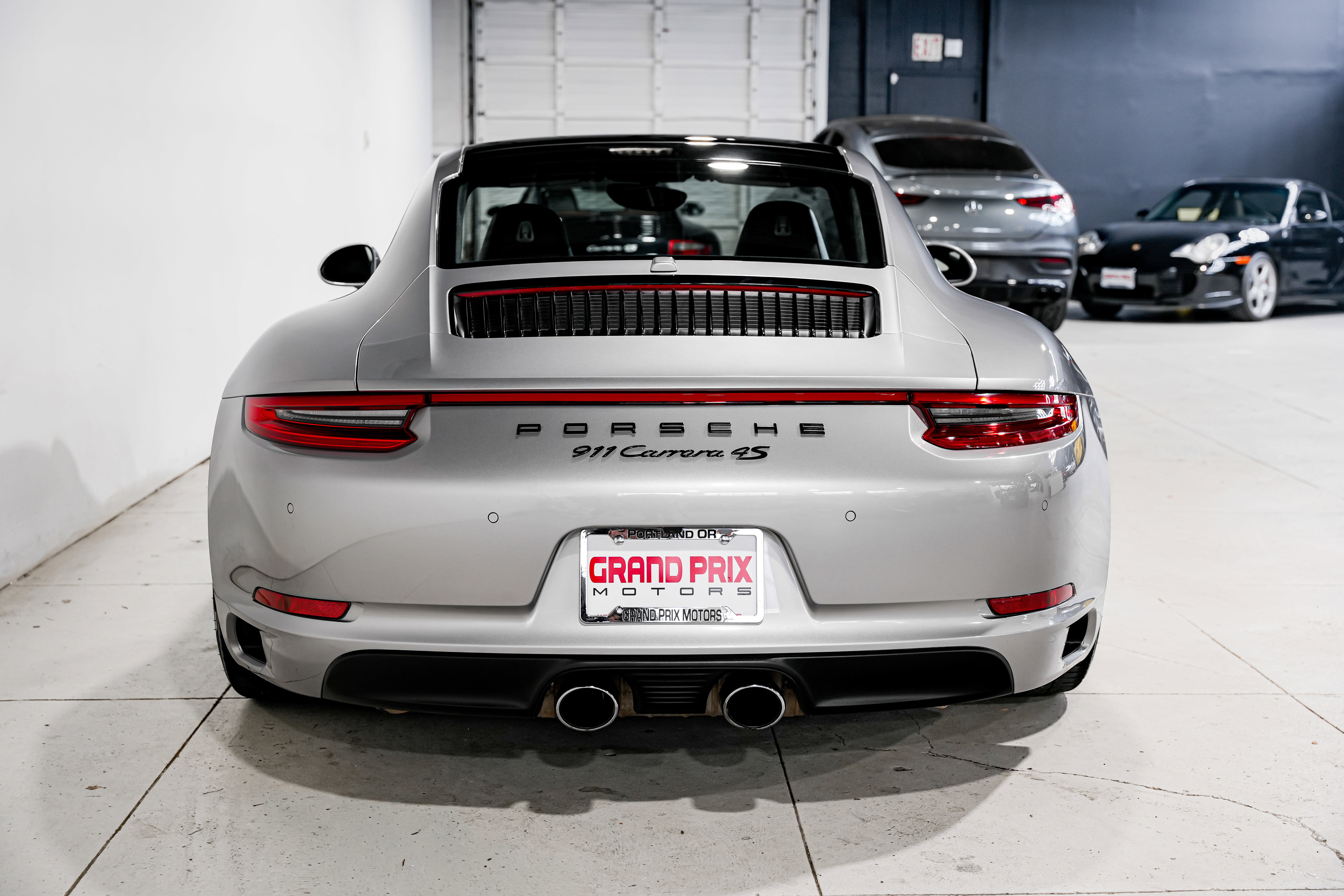 Used 2017 Porsche 911 Carrera 4S AWD/4WD image 4