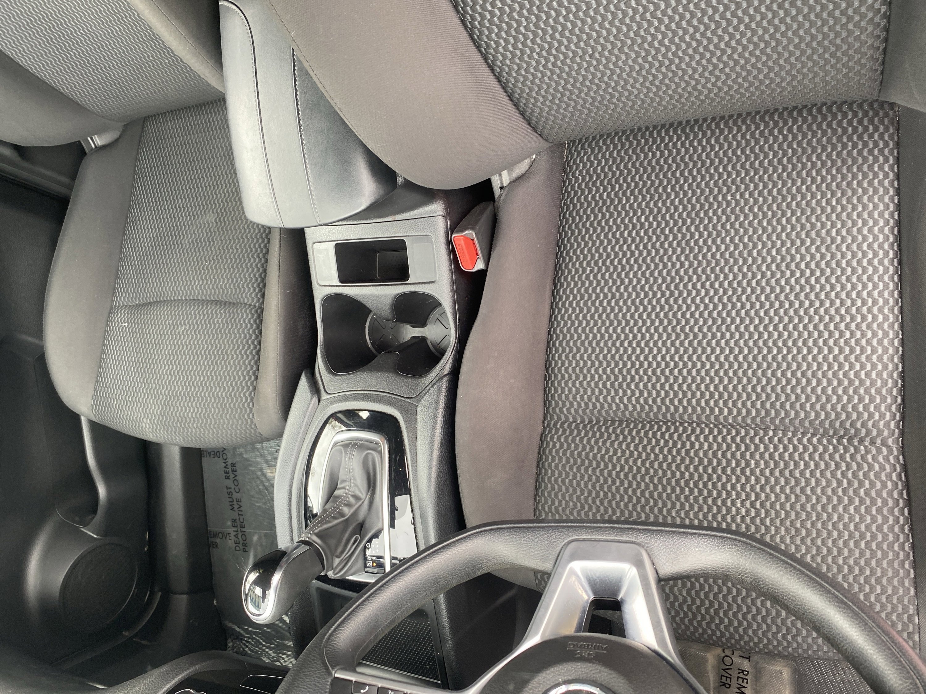 Used 2022 Nissan Rogue Sport S image 15