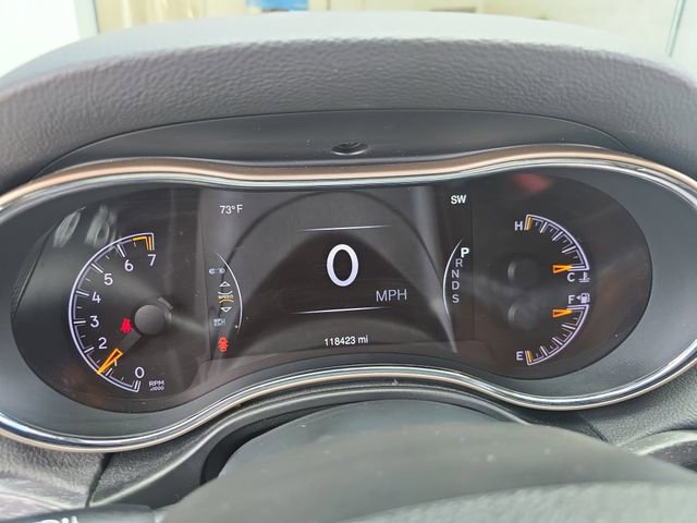 Used 2015 Jeep Grand Cherokee Altitude AWD/4WD image 10