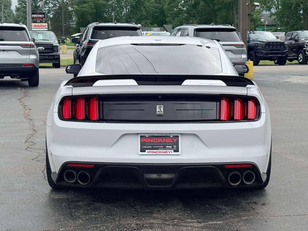 Used 2016 Ford Mustang Shelby GT350 w/ Technology Package RWD image 9