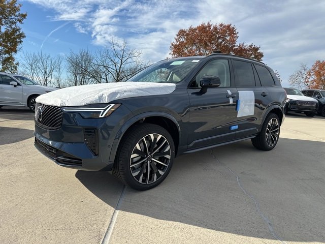 New 2026 Volvo XC90 B6 Ultra w/ Lounge Package image 3