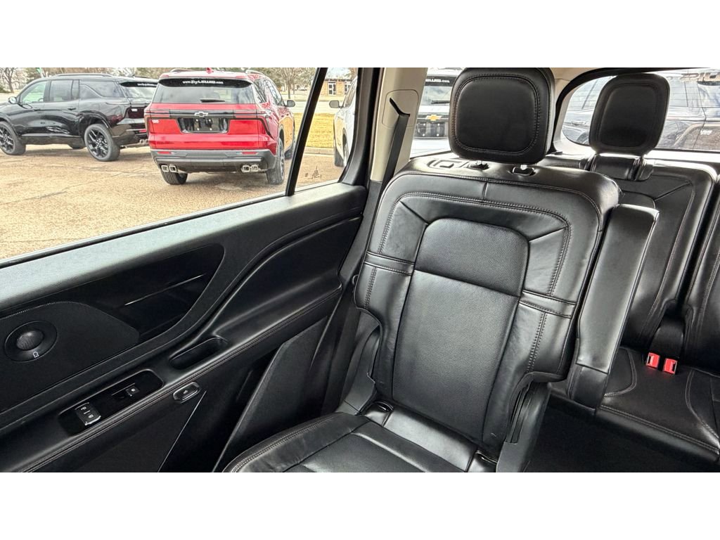 Used 2022 Lincoln Aviator Reserve w/ Equipment Group 201A image 22