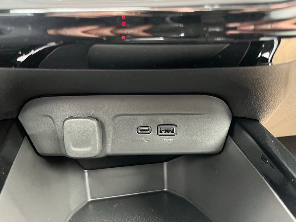 New 2026 Chevrolet Trax LT w/ LT Convenience Package image 19