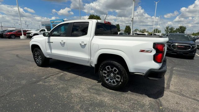 Used 2025 Chevrolet Colorado Z71 AWD/4WD image 6