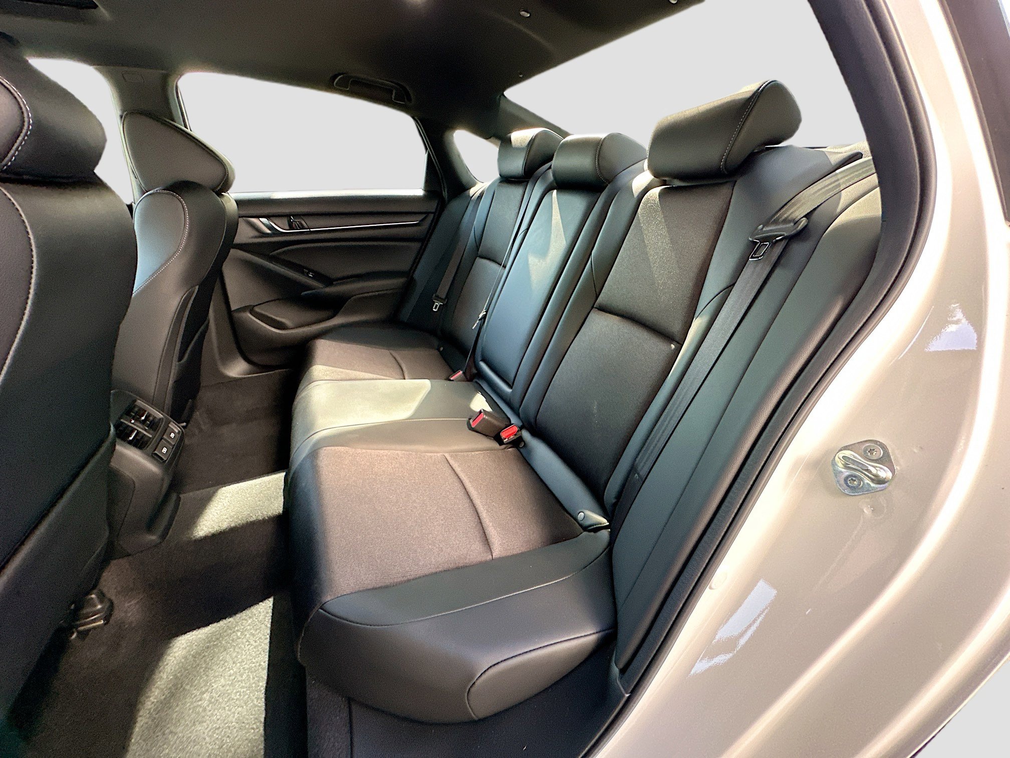 Used 2022 Honda Accord Sport image 24