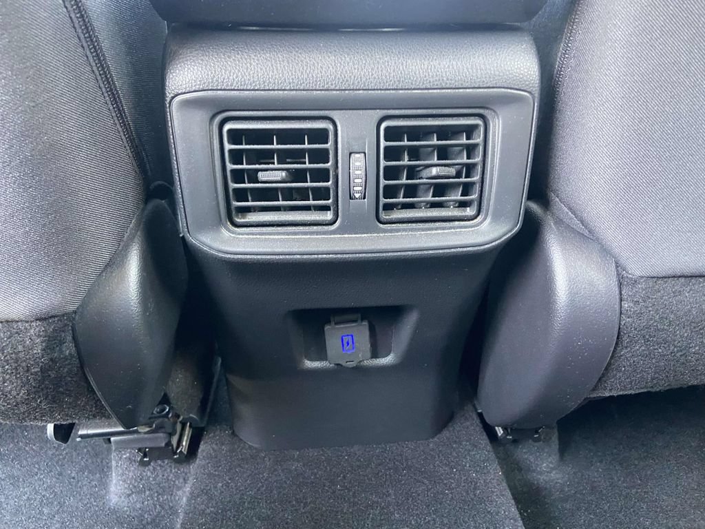 Used 2023 Toyota RAV4 LE FWD image 18