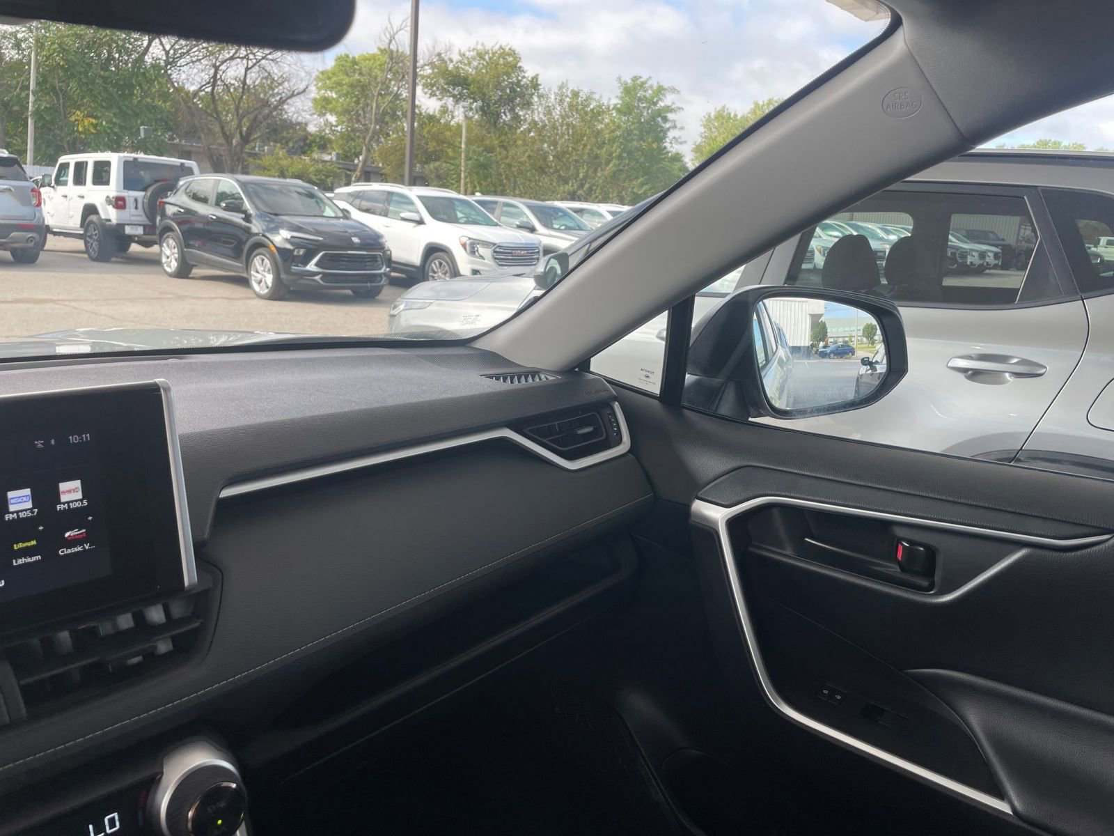 Used 2025 Toyota RAV4 LE image 34