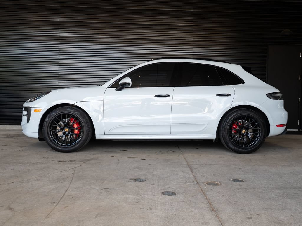 Used 2021 Porsche Macan GTS AWD/4WD image 2