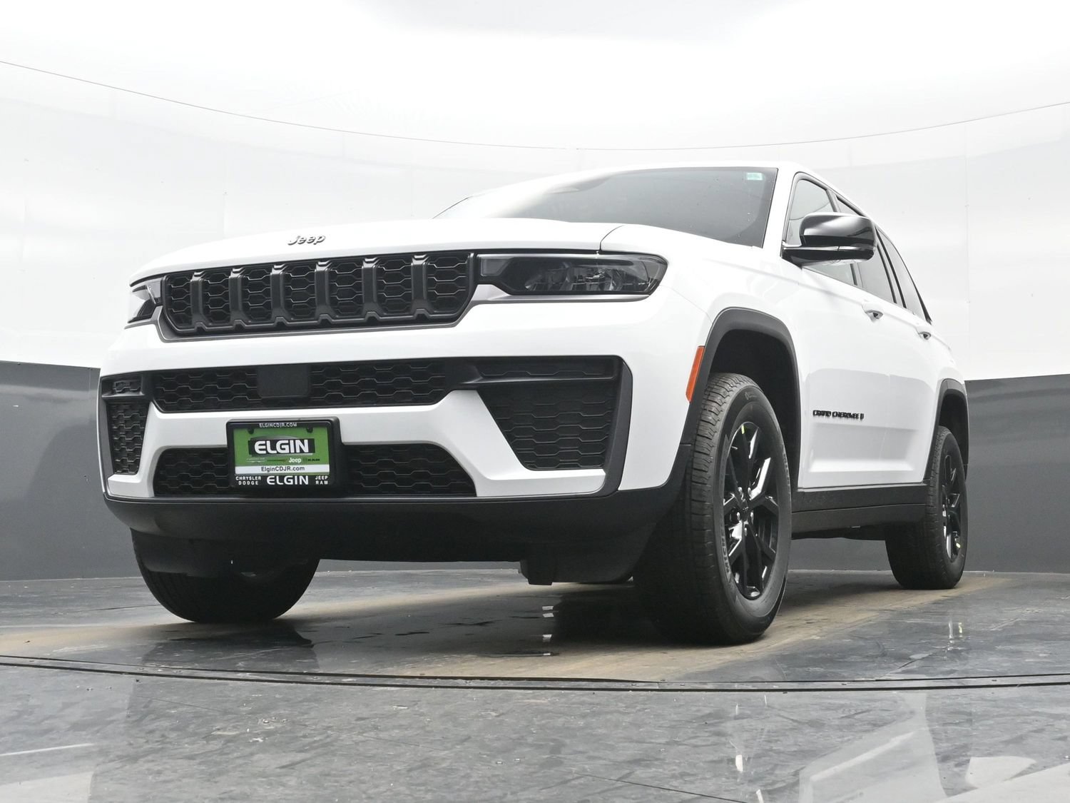 New 2026 Jeep Grand Cherokee Altitude AWD/4WD image 14