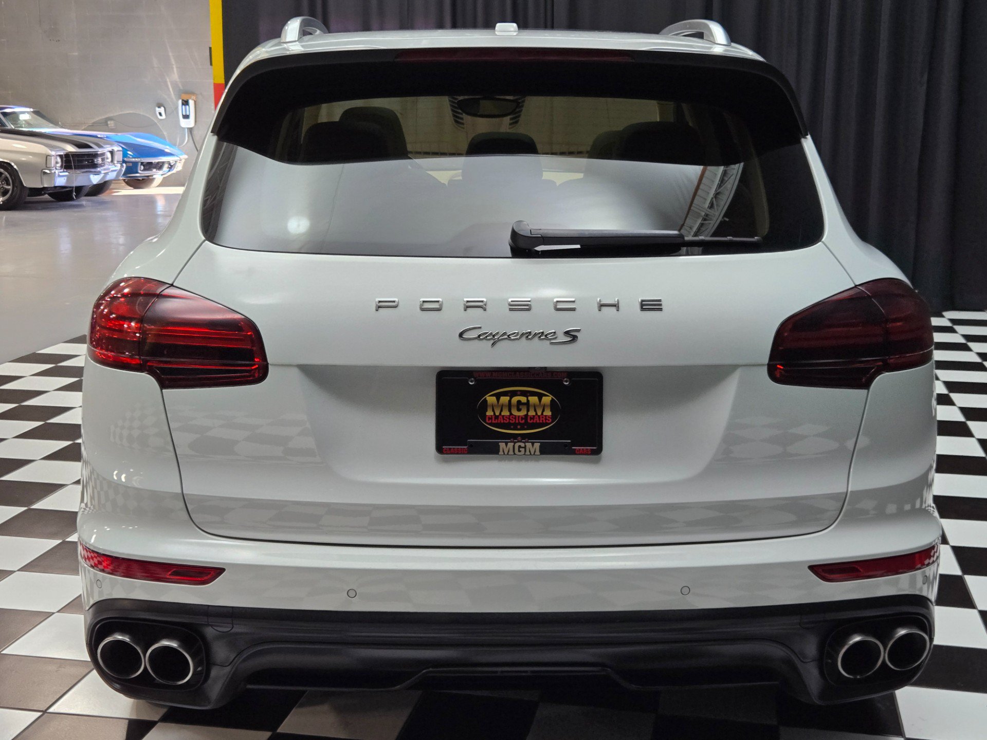 Used 2017 Porsche Cayenne S AWD/4WD image 45