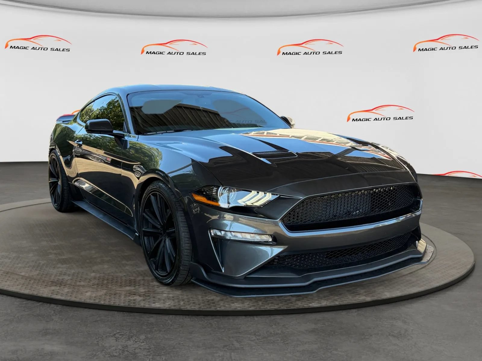 Used 2020 Ford Mustang Coupe RWD image 5