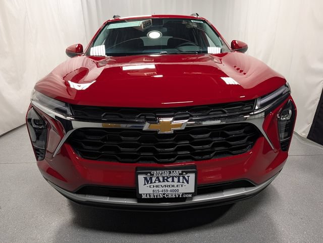 New 2026 Chevrolet Trax LT w/ Driver Confidence Package FWD image 8
