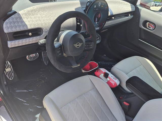 Used 2025 MINI Cooper S FWD image 10