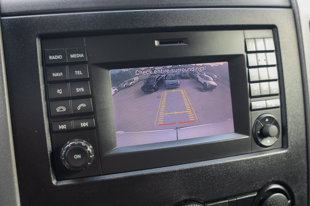 Used 2017 Mercedes-Benz Sprinter 2500 image 27