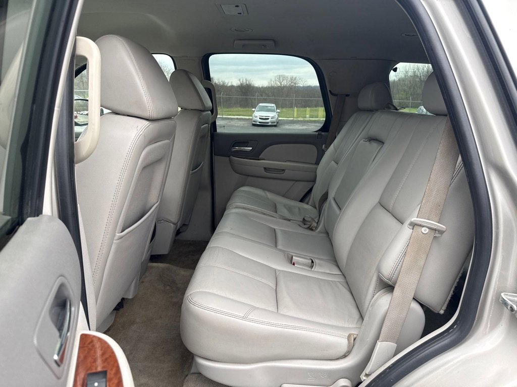 Used 2007 GMC Yukon SLT w/ SLT Preferred Equipment Group image 10